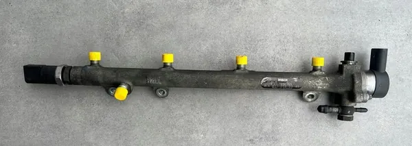 Brandstofrail Mercedes W210 2.2 CDI OEM 0445214004 image 2