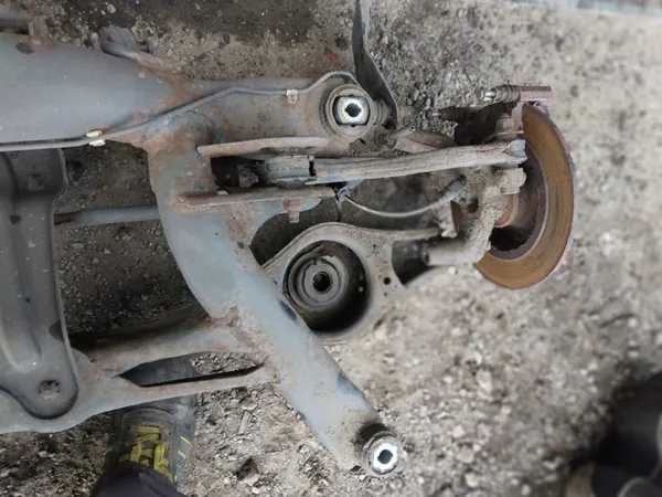 Trave di Sospensione Posteriore 4x4 Superb II Octavia II 2.0 TDI image 5