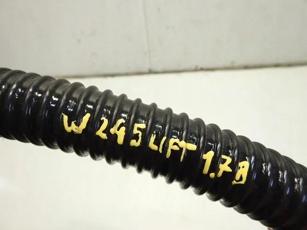 Tuyau de ventilation CNG Mercedes W245 B180 1.7 A1694700165 image 2