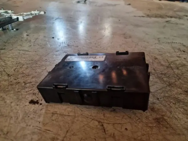Módulo Confort OEM 284B2EM02B para Nissan Tiida 1.6L image 3