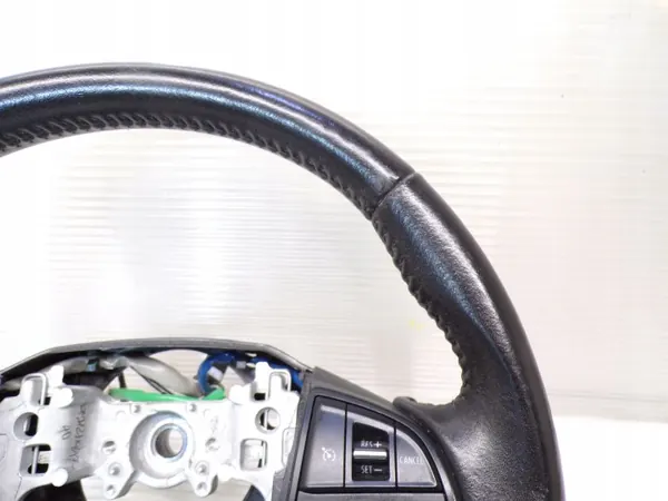 Suzuki Ignis III Nahkaohjainpyörä OEM Monitoimi image 3