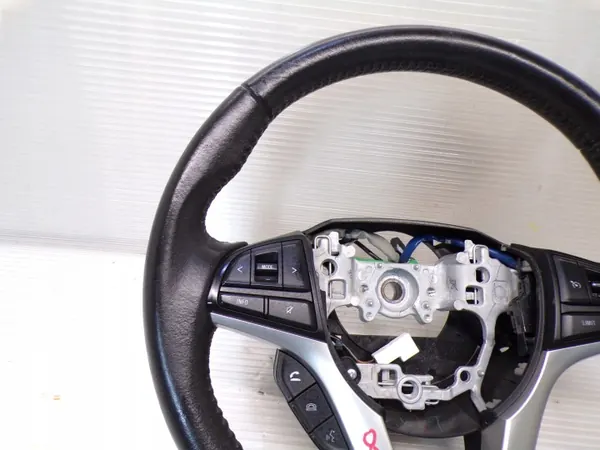 Suzuki Ignis III Nahkaohjainpyörä OEM Monitoimi image 4