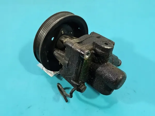 Bomba de direção Audi A4 B5 1.6 8V 95-98 OEM 8D0145155L image 5