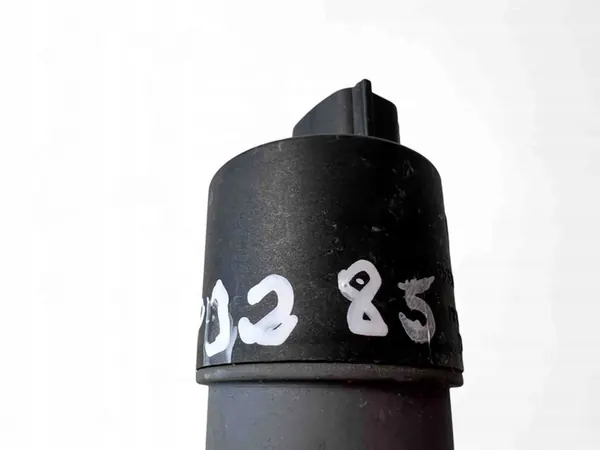 Ruitensproeierpomp Toyota Yaris III 2011-2017 image 4