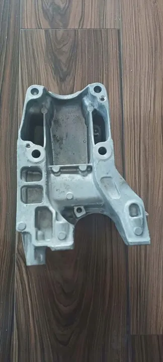 MERCEDES W177 A35 AMG Engine Mount A2602230000 image 4