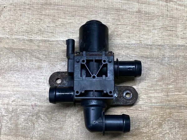 Kylvätskevärmare OEM 1147412237 för Range Rover image 2
