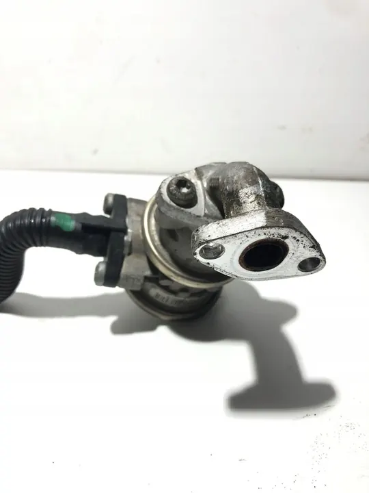 Válvula Audi A6 S6 C6 4F 06E131101C image 4