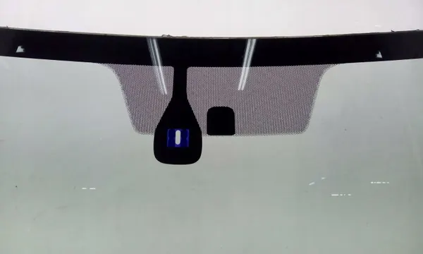 Tuulilasi OEM 5701AGNMVZ Mitsubishi L200 2015- image 3
