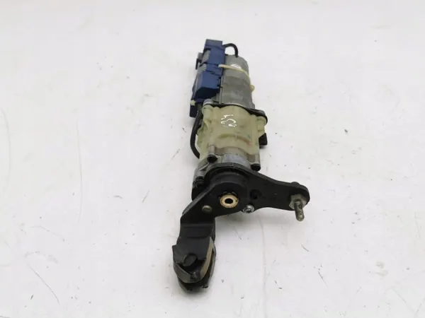 Audi A6 S6 C6 4F 2007 Kofferklepactuator OEM 4F9827852D image 3