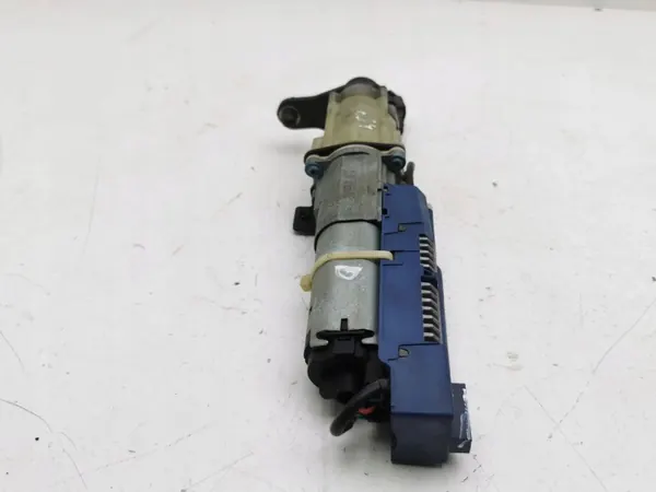 Audi A6 S6 C6 4F 2007 Kofferklepactuator OEM 4F9827852D image 5