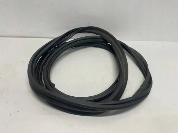 Joint de coffre Volvo XC90 II OEM BCZ485 - Occasion image 2