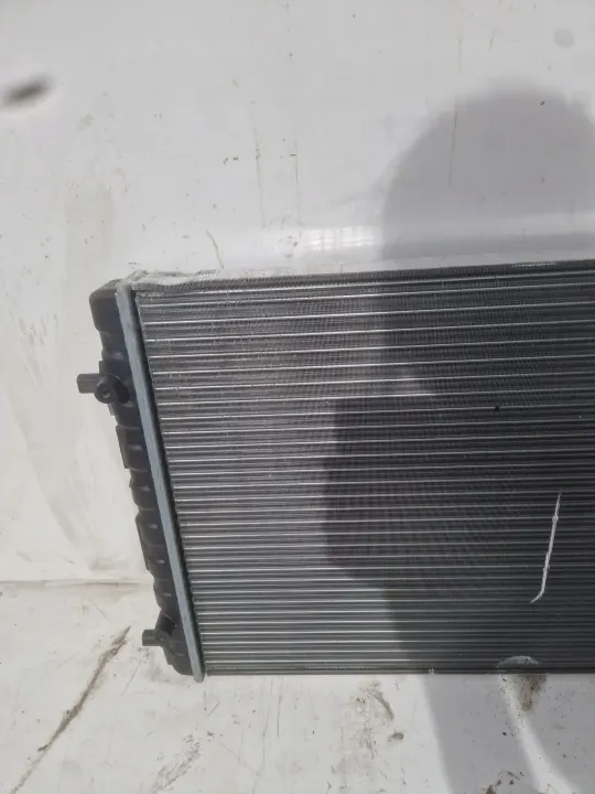 Radiateur moteur VW New Beetle OEM 1C0121253A image 3