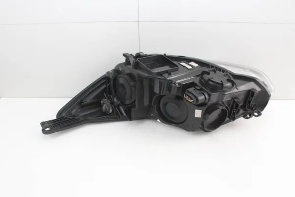 Phare avant droit OEM YRM70 pour Ford Focus MK3 image 9