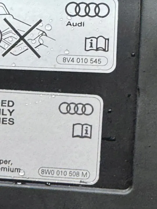 Tampa combustível Audi A3 8Y OEM 254642 - Usado image 3