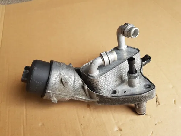 Olje Filterhus + Kylare 2.0 CDTI 160HK A20DTH / Opel Insignia A image 2