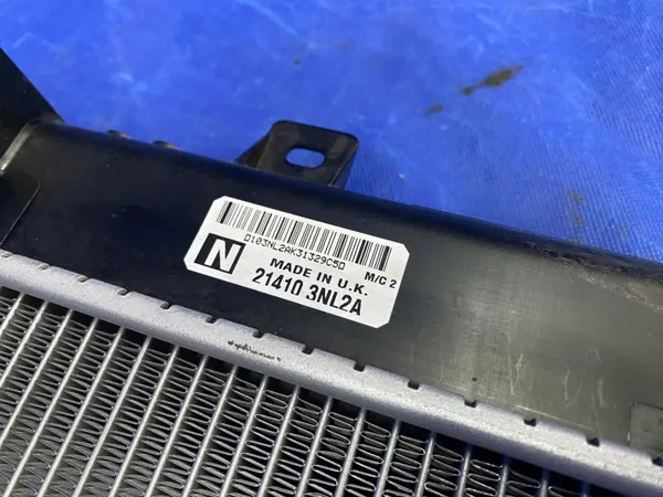 Nissan LEAF I motorradiator OEM 214103NL2A image 8