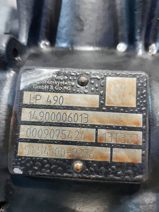 Gebruikte compressor OEM 51.54100-7252 voor MAN/Liebherr image 4