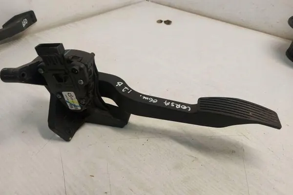 Gaspedaal OPEL CORSA C 9129423 image 2