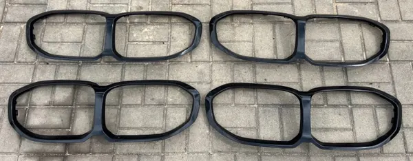 Moldura grelha Shadowline BMW Série 1 F40 OEM 51135A39366 image 2