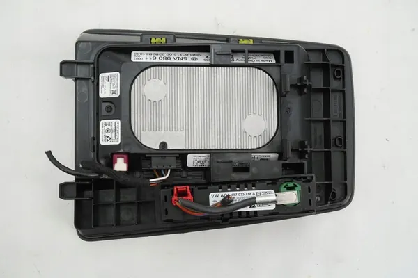 Carregador de indução porta USB VW Audi Seat Skoda 657035736A image 2