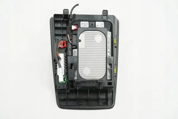 Carregador de indução porta USB VW Audi Seat Skoda 657035736A image 7