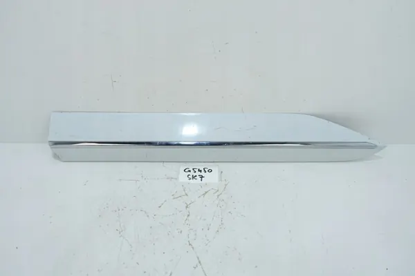 Skoda Superb III Linke Hintertürleiste OEM 3V0853595A image 2