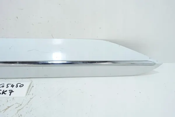 Skoda Superb III Linke Hintertürleiste OEM 3V0853595A image 3