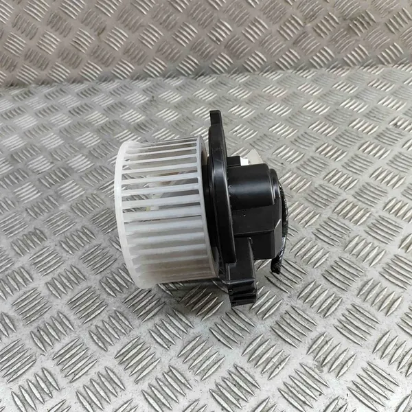 Motor de aquecimento Mazda CX-30 (DM) 2023 BCML61B10 image 5
