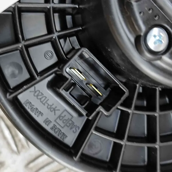 Motor de aquecimento Mazda CX-30 (DM) 2023 BCML61B10 image 7