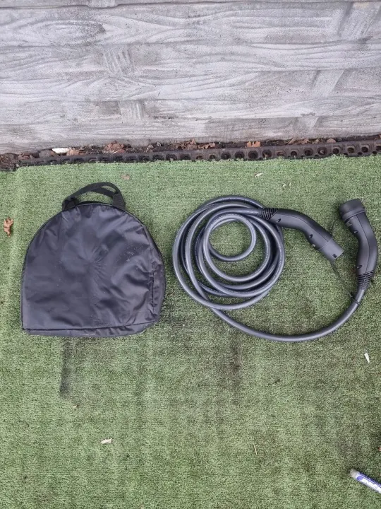 KIA EV6 Latauskaapeli OEM 5555000219 - Käytetty image 2