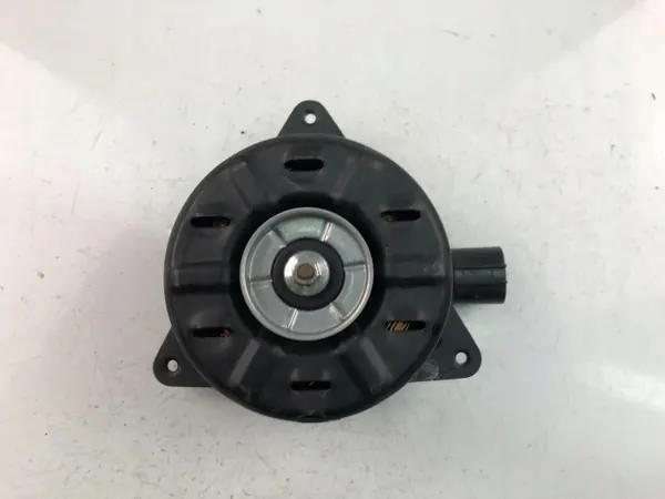 Module Ventilateur Radiateur Toyota OE 163630T200 image 4