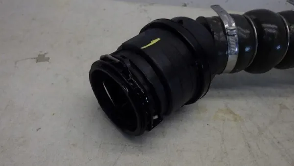 Renault OE 144606189R Conduit d'air turbo usagé image 4