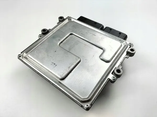 Motorstuurunit Peugeot 2008 II 1.2 THP image 3