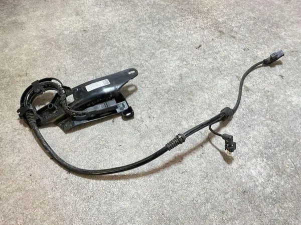 Sensor ABS A2475400000 Dianteiro Direito Mercedes-Benz image 4