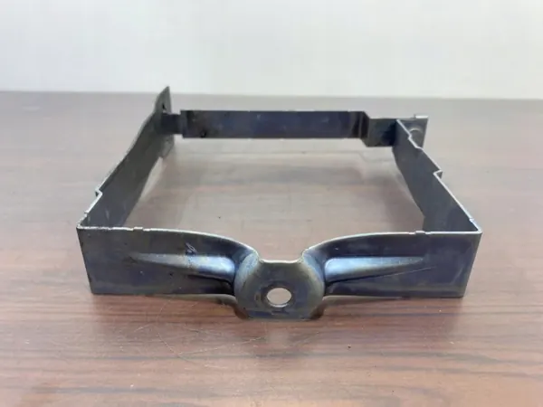 Cupra Formentor Batterifäste OEM 5WA915843B image 2