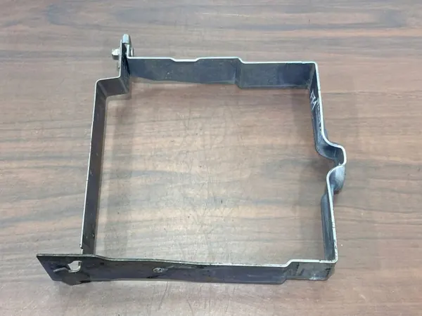 Cupra Formentor Batterifäste OEM 5WA915843B image 3