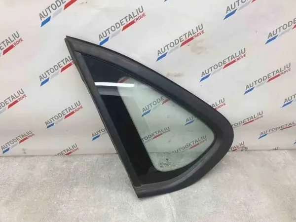 Ventana trasera izquierda BMW OEM 7298913 - Usada image 2