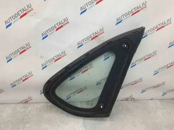 Ventana trasera izquierda BMW OEM 7298913 - Usada image 3