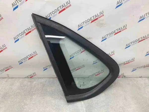 Ventana trasera izquierda BMW OEM 7298913 - Usada image 6