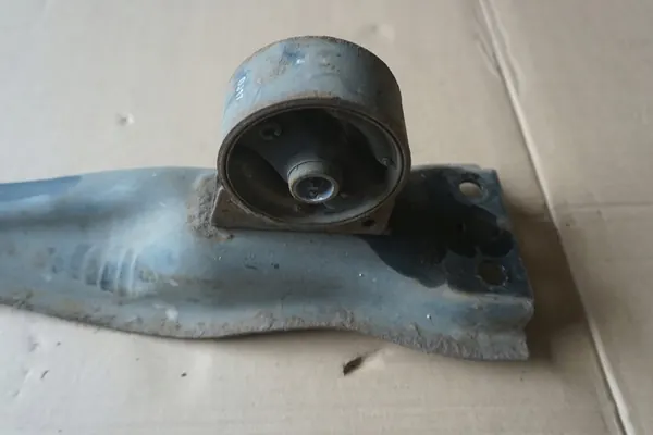 Mitsubishi Lancer X VIII 1.8B Poutre de Suspension Avant 4000A094 image 2