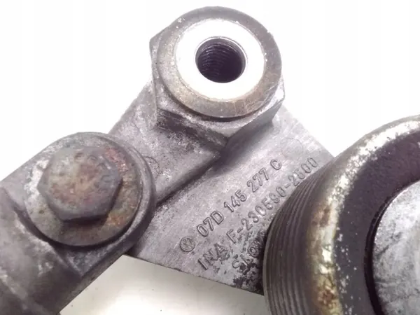 Tensor de correa alternador OEM 07D145277C - Usado image 4