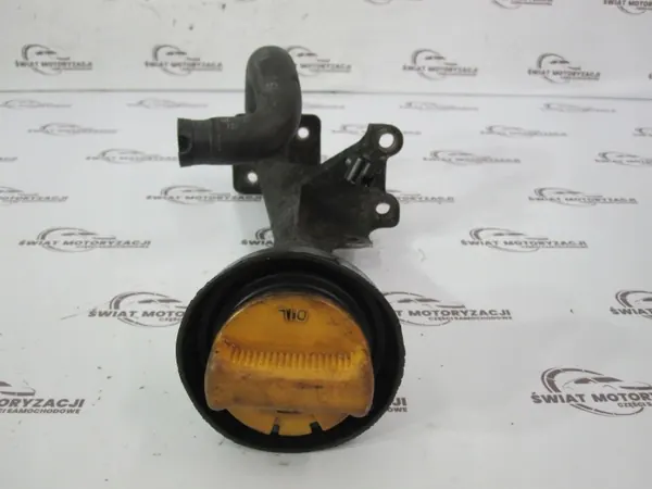 Öljytäyttötulppa OEM 55226255 Opel Combolle 1.3 CDTI image 5