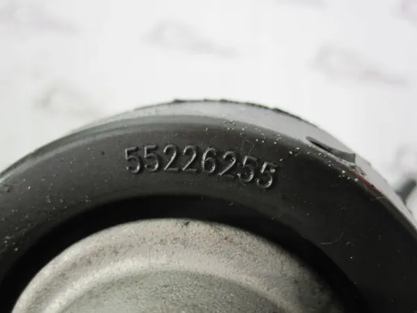 Öljytäyttötulppa OEM 55226255 Opel Combolle 1.3 CDTI image 6