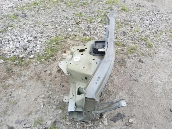 Longarina esquerda Tesla Model Y OEM 467706 image 5