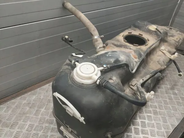 Tanque combustível Dodge RAM 2015 OEM P68235574AA image 4