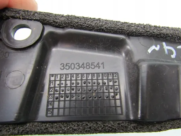 OEM 84116-Q0400 Para-lamas dianteiro esquerdo para Hyundai Bayon image 4
