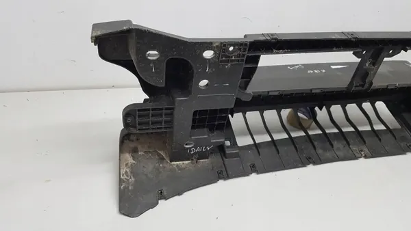 Barre de renfort avant OEM 05802313252 pour Iveco Daily image 8