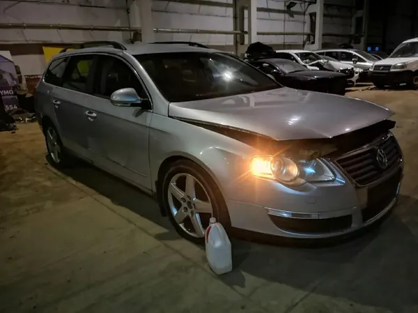 Motor de arranque Volkswagen Passat 2006 2.0L 02Z911023G image 4