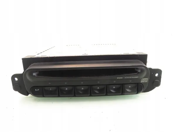 Changer CD d'occasion OEM P56038659AD pour Chrysler 300M image 2