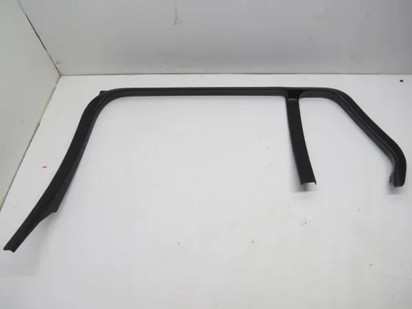 OEM 1302144 Oikea Takaoven Lista Volvo V60/S60 image 2